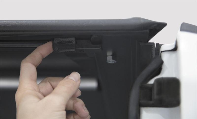 Access Literider 01-06 Ford Explorer Sport Trac (4 Dr) 4ft 2in Bed (Bolt On) Roll-Up Cover - Crew Original