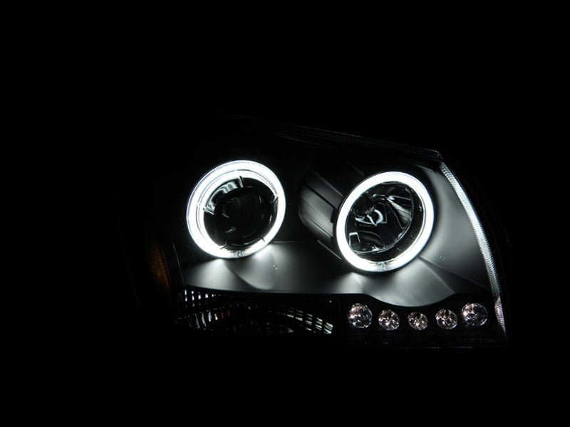 ANZO 2005-2007 Dodge Magnum Projector Headlights Black - Crew Original