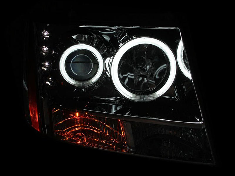 ANZO 2007-2013 Chevrolet Avalanche Projector Headlights w/ Halo Chrome - Crew Original