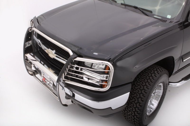 AVS 03-06 Chevy Avalanche (w/o Body Hardware) Bugflector Medium Profile Hood Shield - Smoke - Crew Original