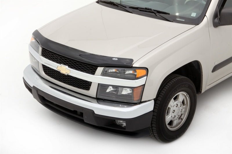 AVS 04-12 Chevy Colorado Bugflector Medium Profile Hood Shield - Smoke - Crew Original
