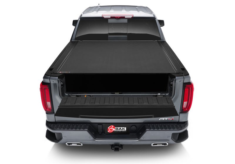 BAK 04-13 Chevy Silverado/GM Sierra Revolver X4s 5.9ft Bed Cover - Crew Original