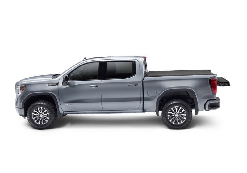 BAK 04-13 Chevy Silverado/GM Sierra Revolver X4s 5.9ft Bed Cover - Crew Original