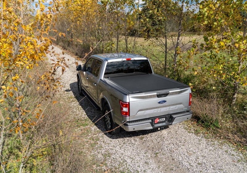 BAK 04-13 Chevy Silverado/GM Sierra Revolver X4s 5.9ft Bed Cover - Crew Original