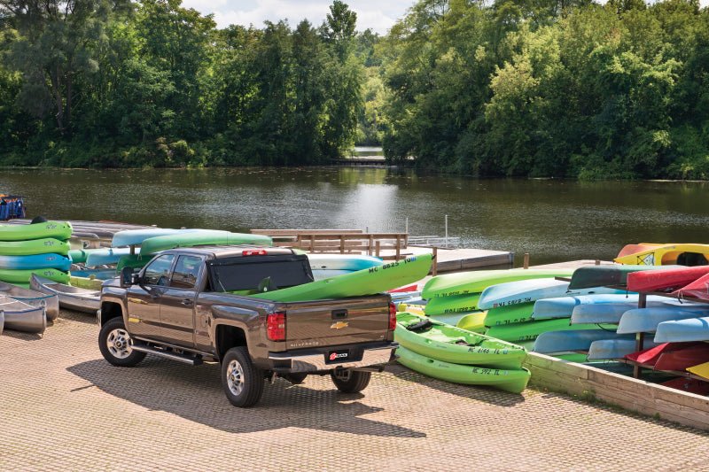 BAK 09-18 Dodge Ram 1500 (19-20 Classic Only) (w/ Ram Box) 5ft 7in Bed BAKFlip FiberMax - Crew Original