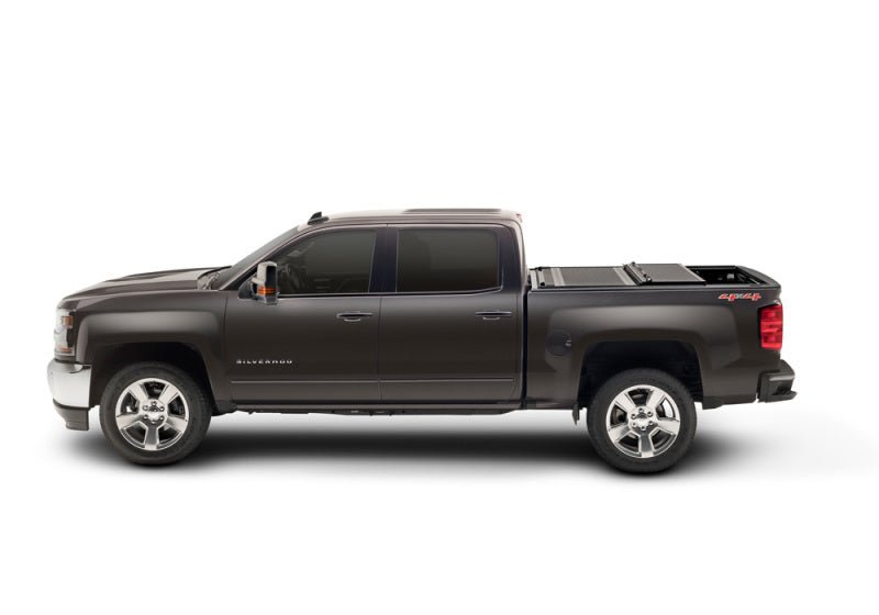 BAK 14-18 Chevy Silverado 1500 / 15-20 Chevy Silverado 2500/3500 5ft 8in Bed BAKFlip G2 - Crew Original