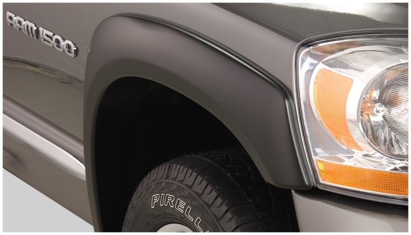 Bushwacker 02-05 Dodge Ram 1500 Fleetside OE Style Flares 4pc 75.9/76.3/97.9in Bed - Black - Crew Original