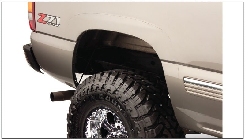 Bushwacker 07-07 Chevy Silverado 1500 Classic Fleetside Extend-A-Fender Style Flares 4pc - Black - Crew Original