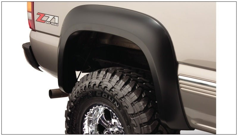 Bushwacker 07-07 Chevy Silverado 1500 Classic Fleetside Extend-A-Fender Style Flares 4pc - Black - Crew Original