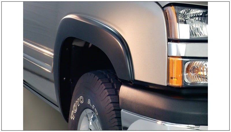 Bushwacker 07-07 Chevy Silverado 1500 Classic Fleetside OE Style Flares 4pc - Black - Crew Original