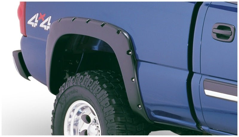Bushwacker 07-07 Chevy Silverado 1500 Classic Fleetside Pocket Style Flares 4pc - Black - Crew Original