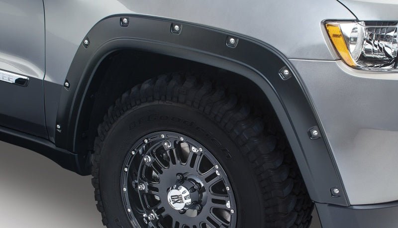 Bushwacker 11-18 Jeep Grand Cherokee Pocket Style Flares 4pc Does Not Fit SRT8 - Black - Crew Original