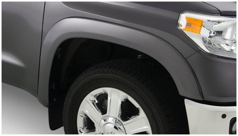 Bushwacker 14-18 Toyota Tundra Fleetside OE Style Flares 4pc 66.7/78.7/97.6in Bed - Black - Crew Original