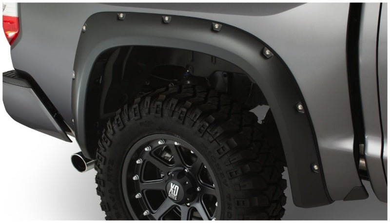 Bushwacker 14-18 Toyota Tundra Fleetside Pocket Style Flares 2pc 66.7/78.7/97.6in Bed - Black - Crew Original