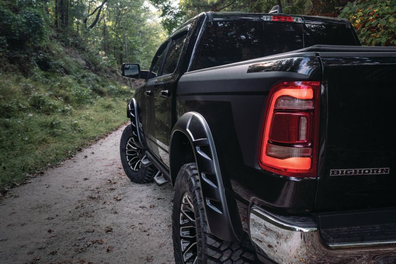 Bushwacker 14-19 Toyota Tundra w/ 66.7in Bed DRT Style Flares 4pc - Black - Crew Original