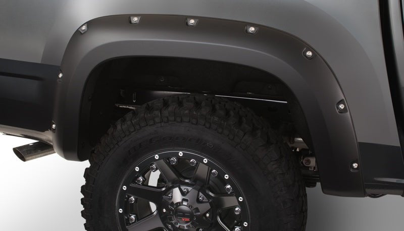 Bushwacker 15-18 Chevy ado Fleetside Pocket Style Flares 4pc 74.0in Bed - Black - Crew Original