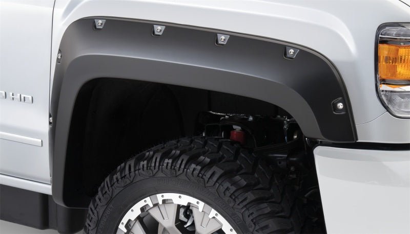 Bushwacker 15-18 GMC Sierra 2500 HD Pocket Style Flares 4pc 78.8/97.6in Bed - Black - Crew Original