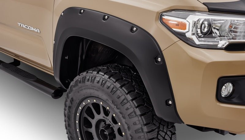Bushwacker 16-18 Toyota Tacoma Pocket Style Flares 4pc 60.5/73.7in Bed - Black - Crew Original