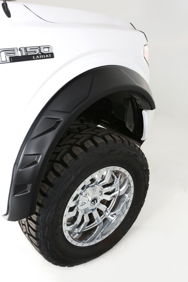 Bushwacker 18-19 Ford F-150 DRT Style Flares 4pc - Black - Crew Original