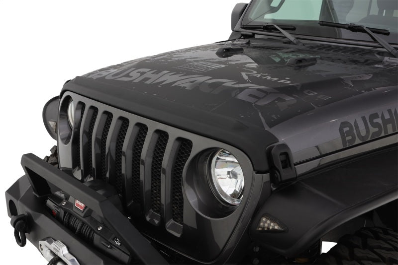 Bushwacker 18-19 Jeep Wrangler Rubicon/Sport//Unlimited/Sport S Hood Stone Guard- Black - Crew Original