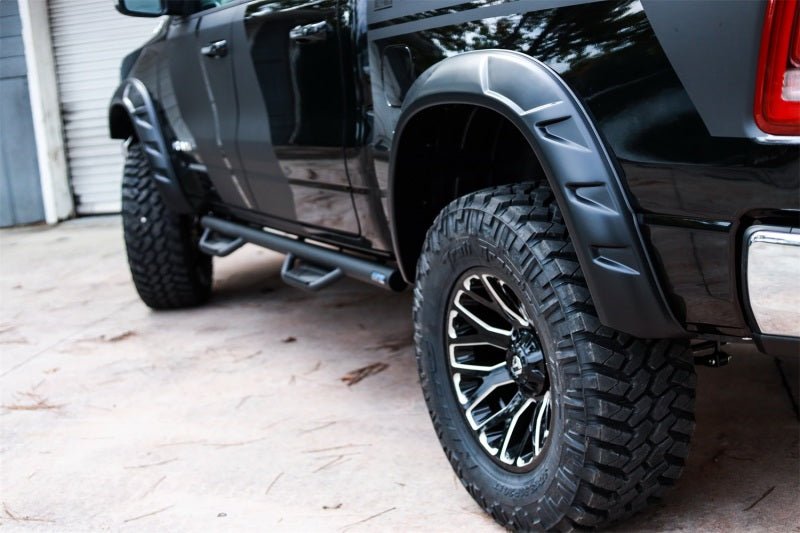 Bushwacker 19-22 Ram 1500 (Excl. Rebel/TRX) 76.3 & 67.4in Bed DRT Style Flares 4pc - Blk / Smooth - Crew Original