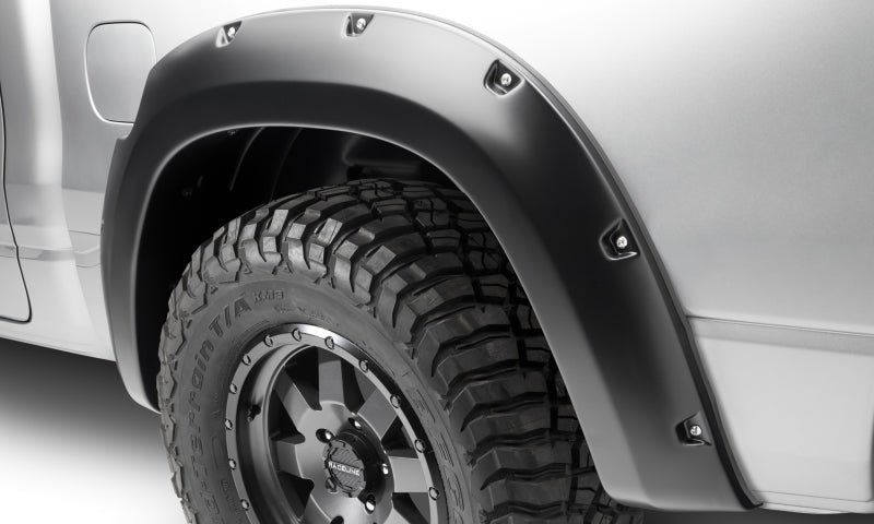 Bushwacker 19-22 Ram 1500 (Excl. Rebel/TRX) 76.3 & 67.4in Bed Pocket Style Flares 4pc Set - Black - Crew Original