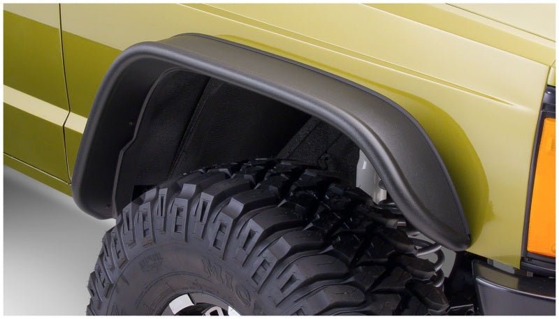 Bushwacker 84-01 Jeep Cherokee Flat Style Flares 4pc - Black - Crew Original