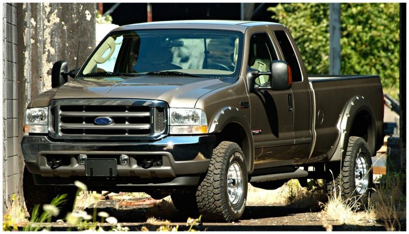 Bushwacker 99-07 Ford F-250 Super Duty Styleside Pocket Style Flares 4pc 81.0/96.0in Bed - Black - Crew Original