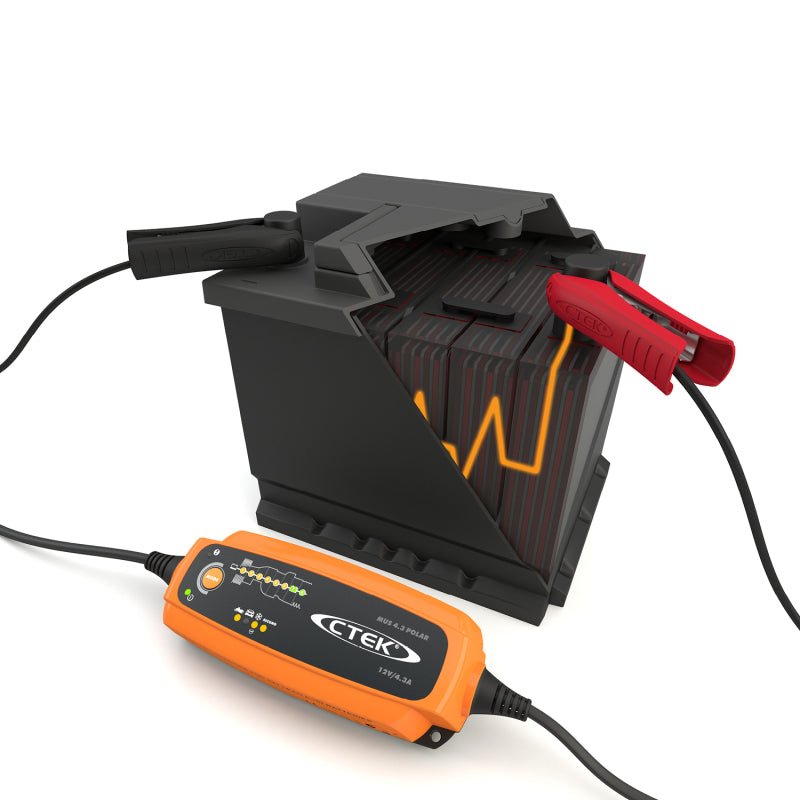 CTEK Battery Charger - MUS 4.3 Polar - 12V - Crew Original