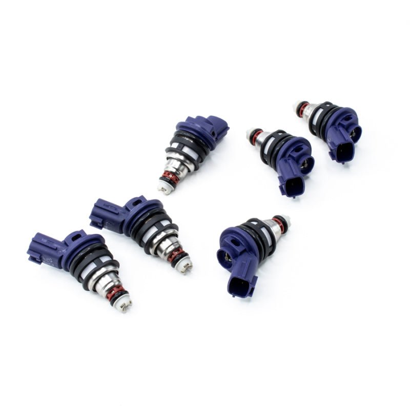DeatschWerks 96-99 Nissan I30 VQ30 / RB25DET / Maxima VQ30de / 300zx 370cc Side Feed Injectors - Crew Original