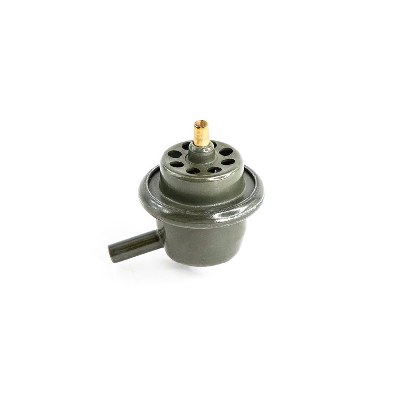 DeatschWerks 99-01 Chevrolet Silverado Direct Replacement Perf. Fuel Pressure Regulator - High Flow - Crew Original