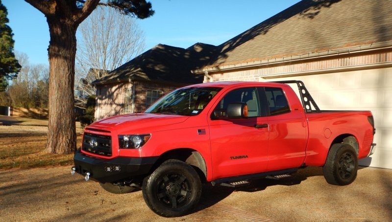 DV8 Offroad 07-13 Toyota Tundra Front Bumper - Crew Original