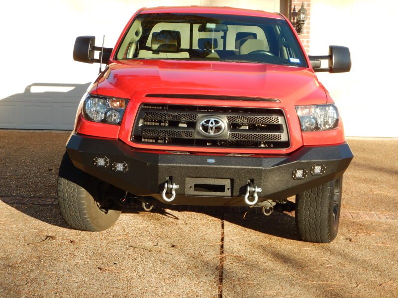 DV8 Offroad 07-13 Toyota Tundra Front Bumper - Crew Original