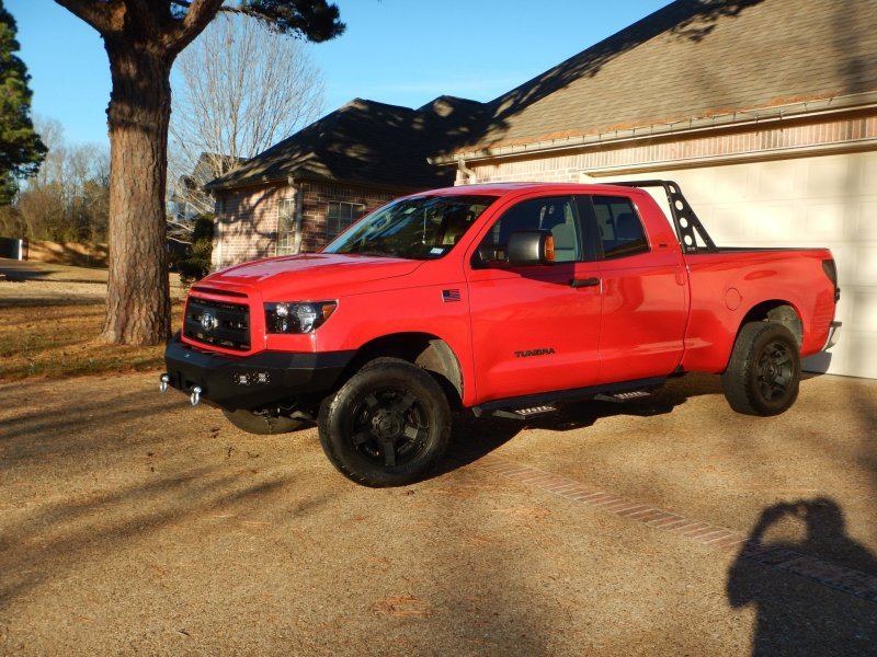 DV8 Offroad 07-13 Toyota Tundra Front Bumper - Crew Original