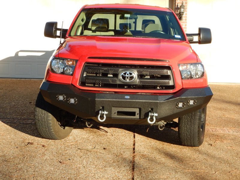 DV8 Offroad 07-13 Toyota Tundra Front Bumper - Crew Original