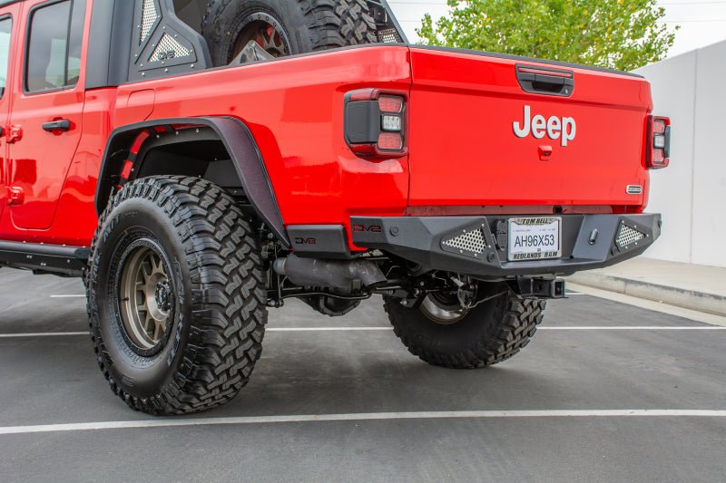 DV8 Offroad 2019+ Jeep Gladiator Bedside Sliders - Crew Original