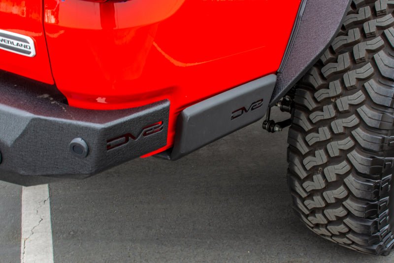 DV8 Offroad 2019+ Jeep Gladiator Bedside Sliders - Crew Original