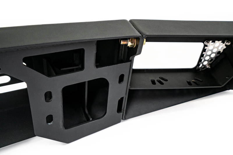 DV8 Offroad 2021+ Ford Bronco Bumper- Accommodates 20in Dual Row Light Bar & (4) 3in Pod Light Mount - Crew Original