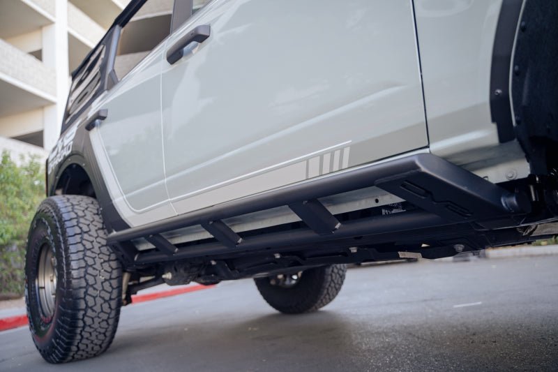 DV8 Offroad 21-22 Ford Bronco FS-15 Series Rock Sliders - Crew Original
