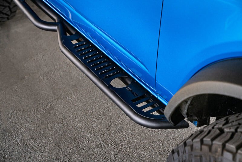 DV8 Offroad 21-22 Ford Bronco OE Plus Series Side Steps - Crew Original