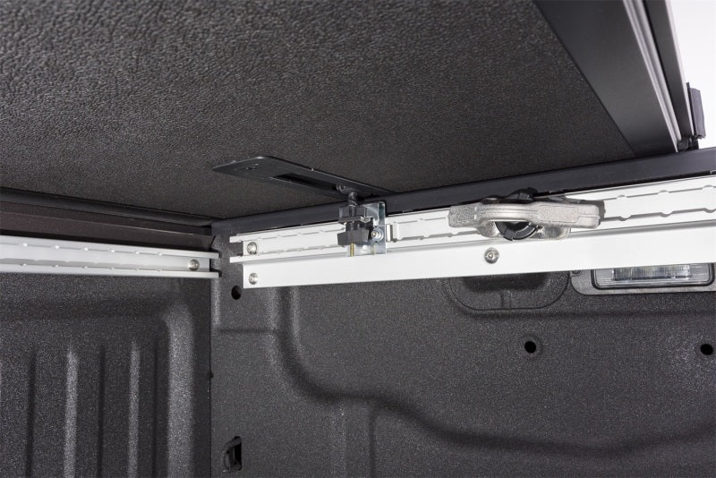 Extang 05-16 Nissan Frontier(5ft Bed) (w/ or w/o Track Sys) (5ft) Solid Fold 2.0 - Crew Original
