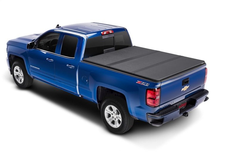 Extang 14-16 Chevy/GMC Silv/Sierra 1500 (5ft 8in) Solid Fold 2.0 - Crew Original