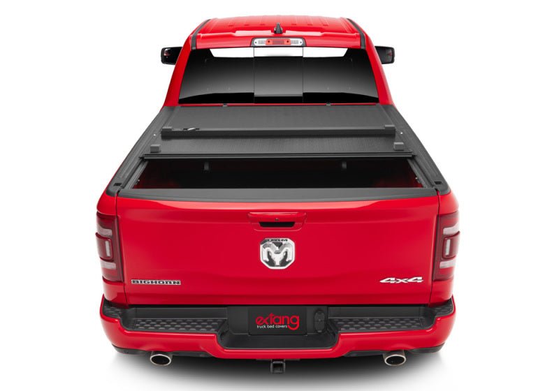 Extang 19-20 Dodge Rambox (5 ft 7 in) - works with multifunction (split) tailgate Xceed - Crew Original