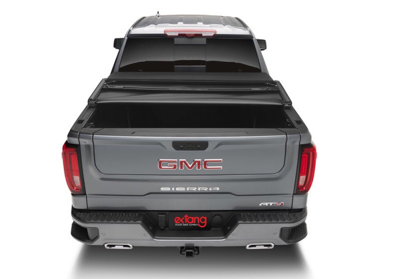 Extang 2019 Chevy/GMC Silverado/Sierra 1500 (New Body Style - 5ft 8in) Trifecta Signature 2.0 - Crew Original