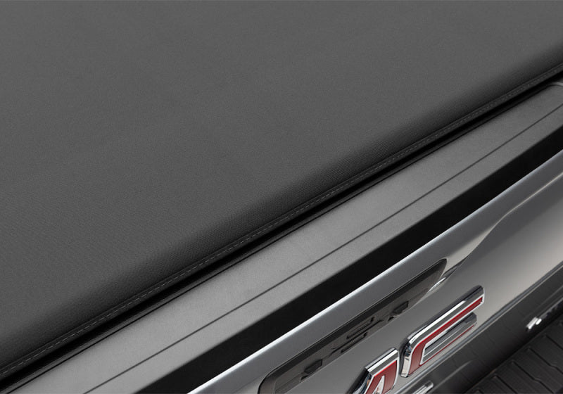 Extang 2019 Chevy/GMC Silverado/Sierra 1500 (New Body Style - 5ft 8in) Trifecta Signature 2.0 - Crew Original