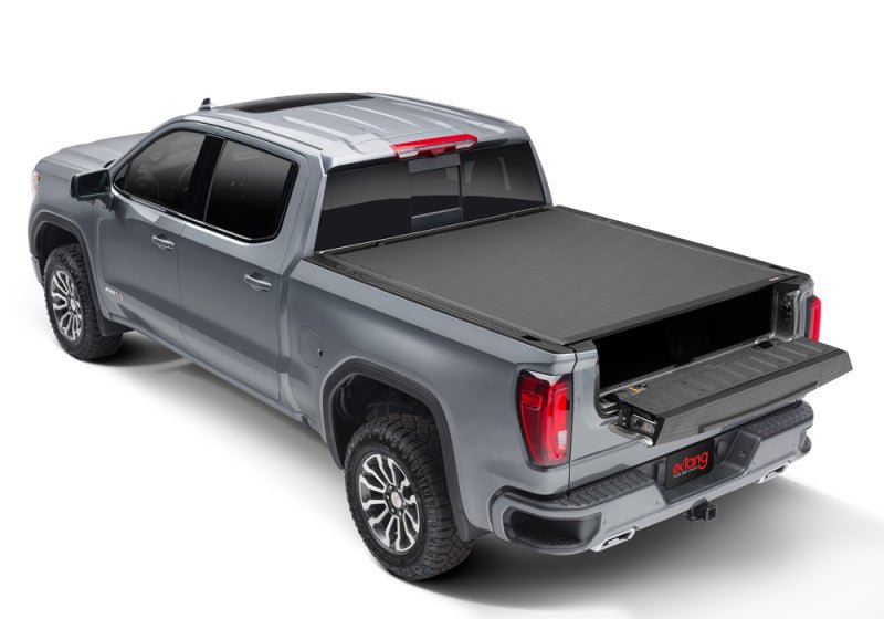 Extang 2019 Chevy/GMC Silverado/Sierra 1500 (New Body Style - 5ft 8in) Xceed - Crew Original