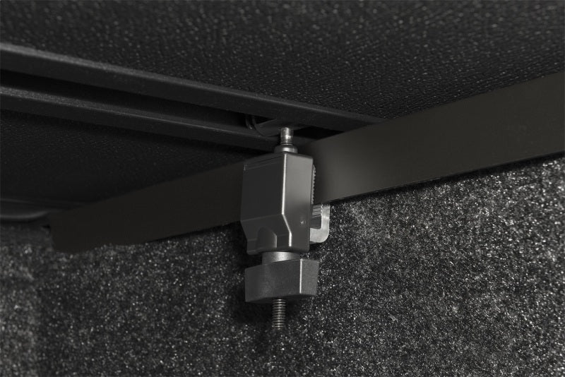 Extang 2021 Ford F-150 (5ft 6in Bed) Solid Fold 2.0 - Crew Original