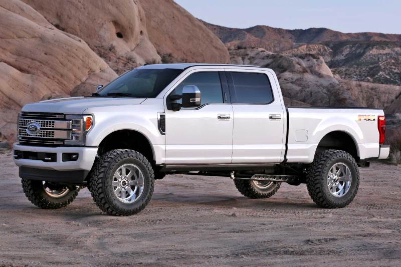 Fabtech 17-21 Ford F250/F350 4WD Diesel 6in 4Link Sys w/Coils & Stealth - Crew Original