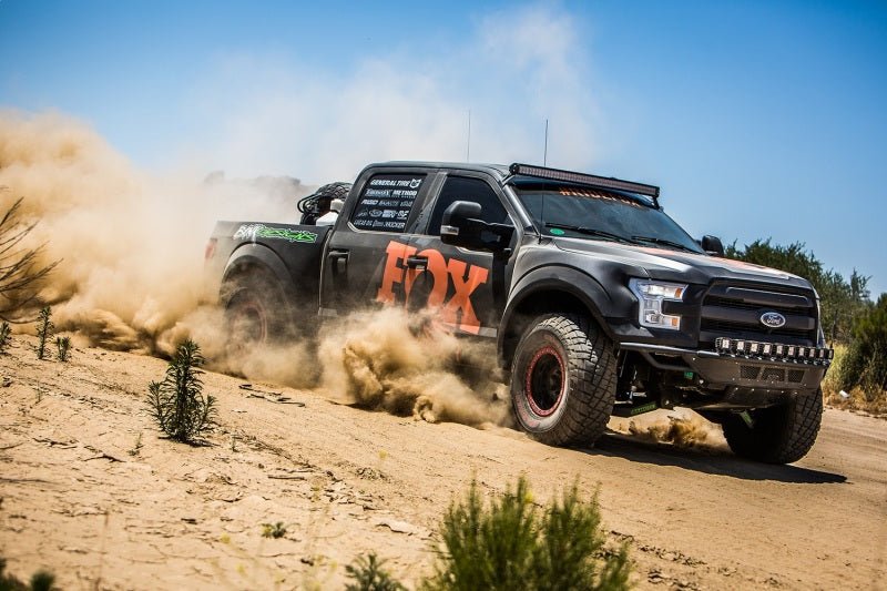 Fox 17-18 Ford F-250 4WD 2.0 Performance Series IFP Smooth Body Front Shock / 0-1.5in Lift - Crew Original