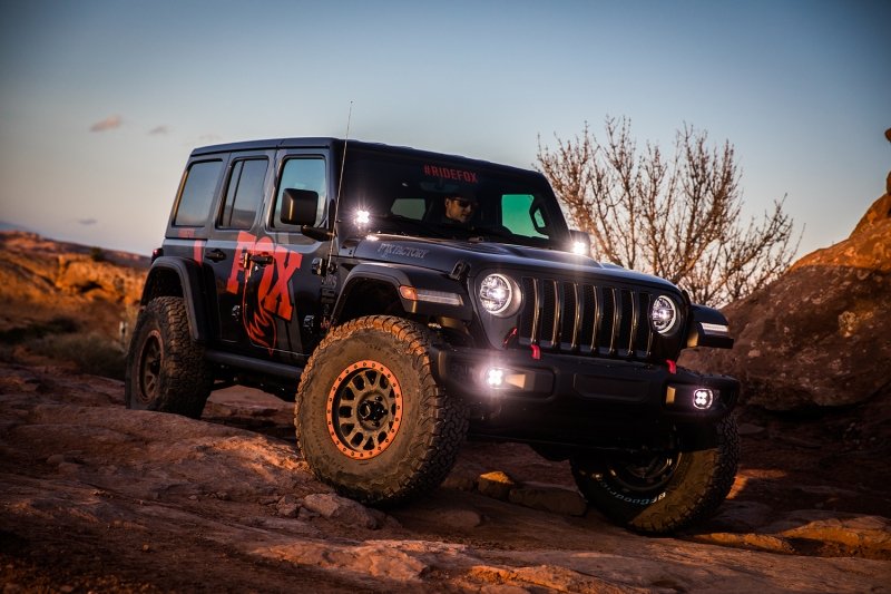 Fox 2018+ Jeep JL 2.0 Perf Series 11.6in Smooth Body IFP Rear Shock R/R 2-3in Lift - Crew Original